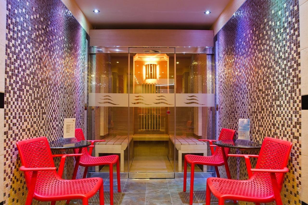 Krivan Hotel Карлови Вари Екстериор снимка