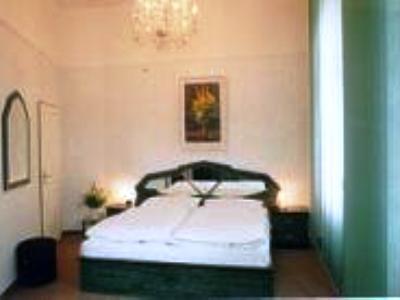 Krivan Hotel Карлови Вари Екстериор снимка